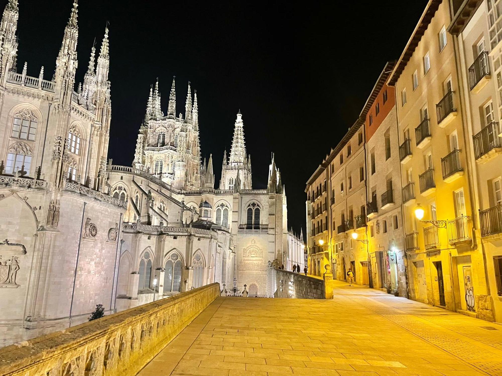 Acariciando La Catedral Vista Espectacular * Burgos
